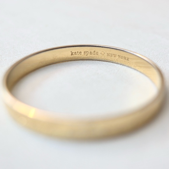 Kate Spade ‘Think Big’ Dorothy Parker Gold-Plated Idiom Bangle | Retired Design! - Picture 3 of 7